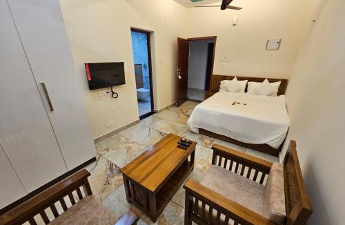 Kumbalam Apartment | Olive Residence, Near Lakeshore Hospital
