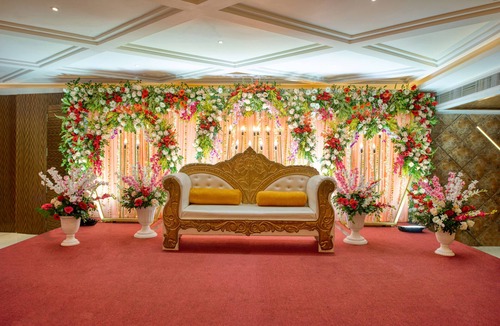 Raebareli Hotel | Om Clarks Inn Raebareli