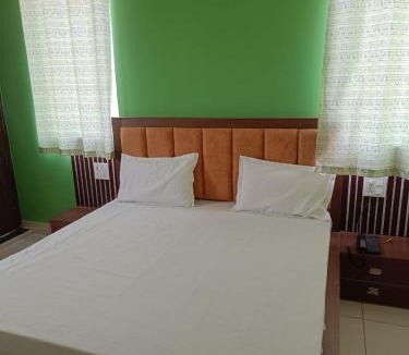 Rohtak Hotel | Om hotel