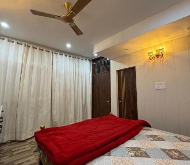 Sirala House | Om villa stays
