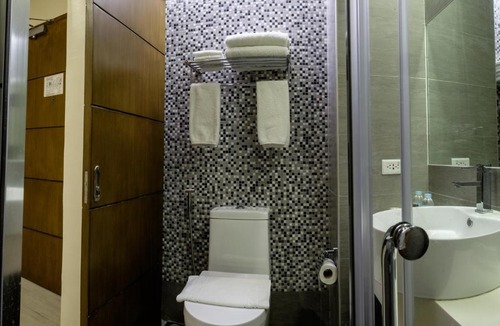 Downtown Cebu Hotel | One Central Hotel & Suites
