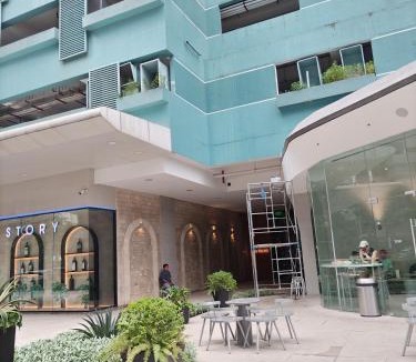 Bonifacio Global City Apartment | One Uptown Opposite of grandhyatt hotel manila Taguig city