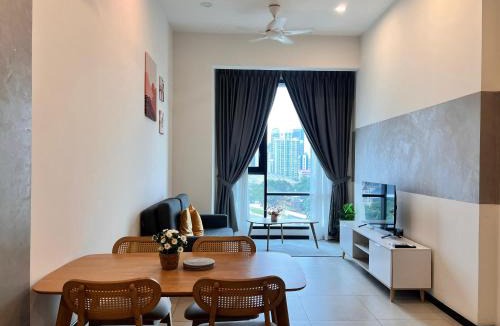 Kuala Lumpur Apartment | Opus by V Stay