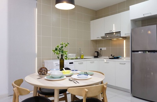Petaling Jaya Apartment | Orangerabbit Family Suite@PJ Icon City -6 Pax,Sky view Pool ,Free Wifi