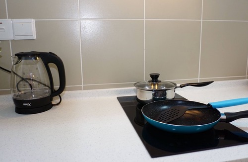 Petaling Jaya Apartment | Orangerabbit Family Suite@PJ Icon City -6 Pax,Sky view Pool ,Free Wifi