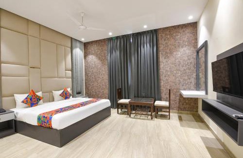 Noida Hotel | Oriva Ganeshwaram 149