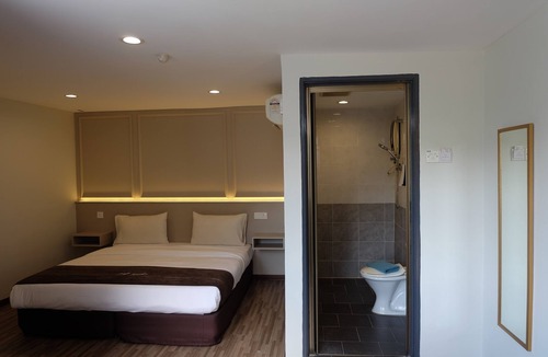 Bandar Puchong Jaya Hotel | Orkid Inn Puchong