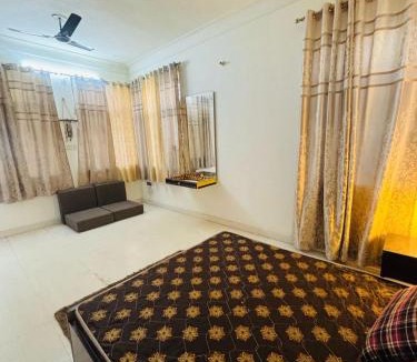Malviya Nagar Apartment | Our Cozy Getaway Spot"
