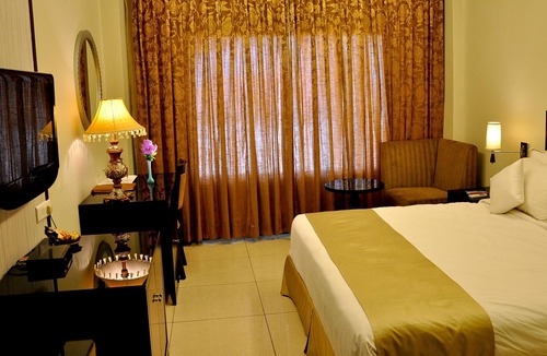 Cuttack Hotel | OYO 1533 Resort near Barabati Stadium