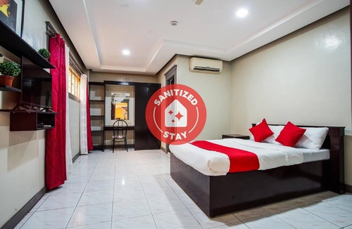 Toril Hostel | OYO 192 Tcc Condo - Hostel