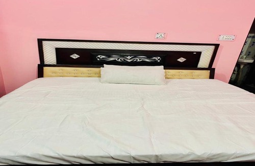 Bulandshahr Hotel | OYO 86422 The Moonlight Hotel