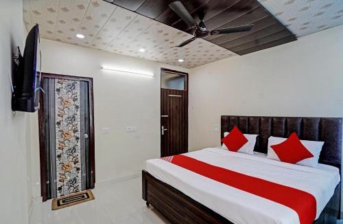 Ghaziabad Hotel | OYO Flagship Evergreen Tower Hotel
