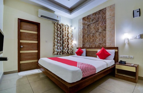 Durgapura Hotel | OYO Flagship Hotel Taurus