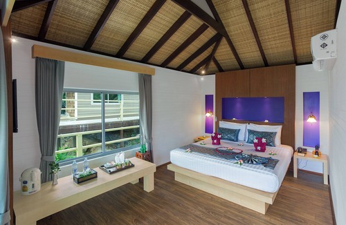 Ko Phi Phi Resort | P. P. Erawan Palms Resort