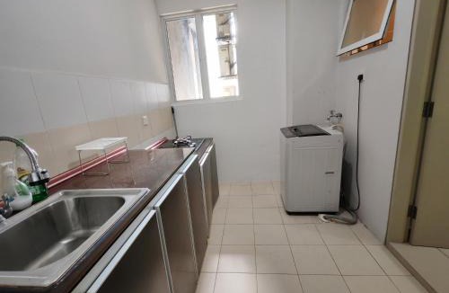 Ara Damansara Apartment | Pacific Place Ara Damansara LRT Pool Parking Kitchen By Kenangan Homes