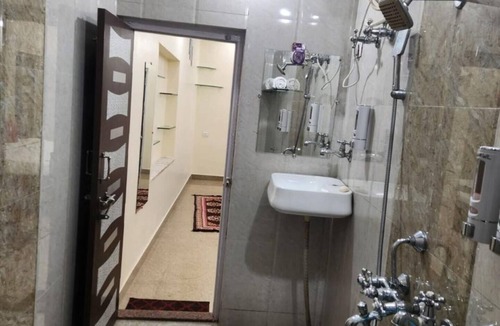 Mount Abu Apartment | Paddy's Luxurious Home Staynn