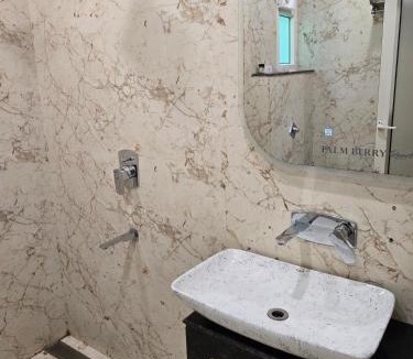Motihari Hotel | Palm Berry Resort