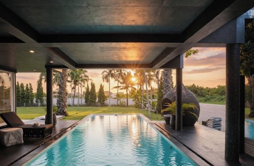 San Sai Villa | Palm Villa Chiang Mai Award-Winning Luxury Villa with Private Pool