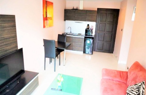 South Pattaya Apartment | Park Lane Resort Jomtien - Condo Sleeps 2