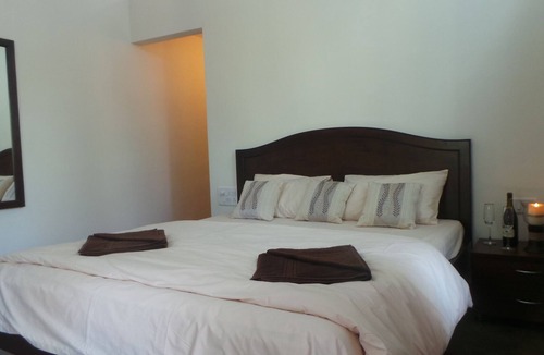 Arossim Apartment | Park Walfredo Goa. Beach side 2 Bedroom holiday rental apartment.