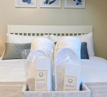 Bonifacio Global City Hotel | Parksuites Tower 2