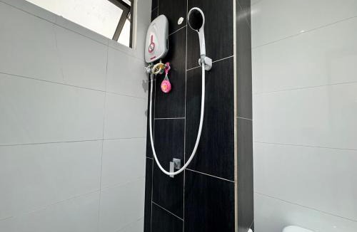 Kuala Lumpur Apartment | Peaceful 3BR 2B with Pool 10pax Wangsa Maju near Wangsa Walk
