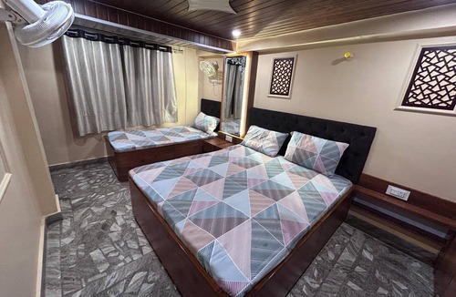 Varanasi Apartment | Peaceful & Spiritual Stay Near Kashi Vishwanath
