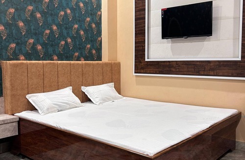 Varanasi Apartment | Peaceful & Spiritual Stay Near Kashi Vishwanath