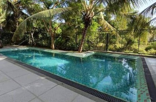 Nagoa Villa | Peacock View 4BHK Pvt Pool & Jacuzzi at Saligao