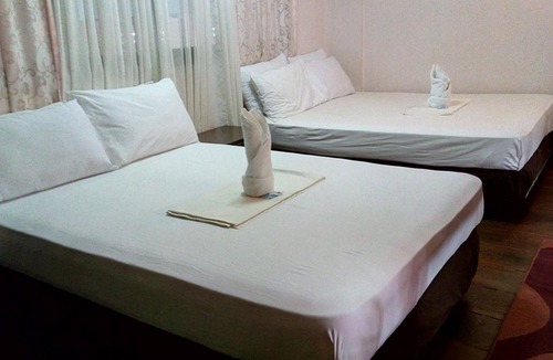 Roxas House | Peria Seafront Pensione