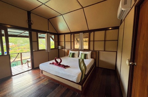 Ko Phi Phi Hotel | Phi Phi Ingphu Viewpoint Hotel