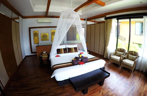 Ko Phi Phi Hotel | Phi Phi Long Beach Resort & Villa