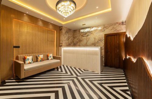 Shavri Colony Hotel | PINNACLE Udaipur - Boutique Rooftop Pool Hotel, Near the Lakes