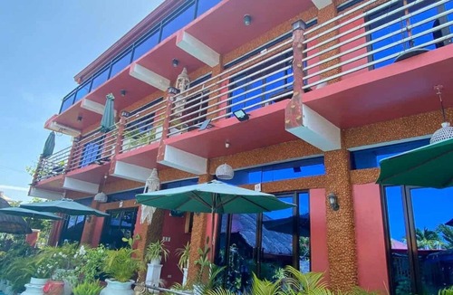 Carcar Hotel | Pirate Galeon
