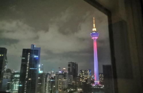 Kuala Lumpur City Centre Apartment | Platinum Suites KLCC Deluxe 2 Bedroom Apartment by LaManche