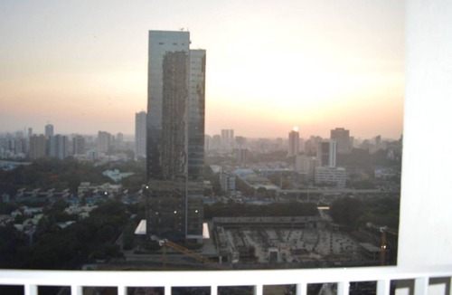 Malad East House | Pool View Royale in Esquire -Oberoi Garden City