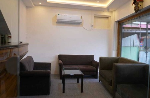 Chengannur Hotel | Pournami Inn