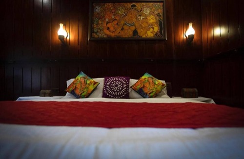Alappuzha Boat Rental | Premium Luxury Houseboat