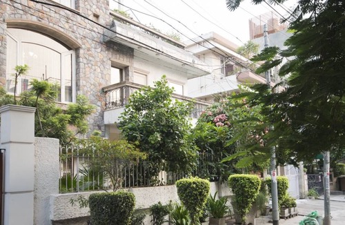 Hauz Khas Resort | Private room ∙ 3 guests