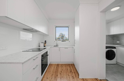 Merewether Apartment | Prickly Pear Stays in Merewether - Ranclaud St, 2-bedroom