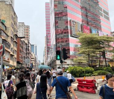 Mong Kok Apartment | Prince Edward, 1 mins dining & transportation