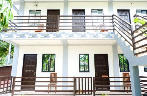 Port Barton House | Princesa Michaella Hostel