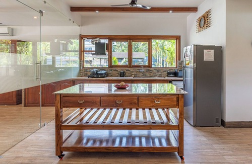 Gauravaddo Villa | Private Balinese Style Villa With ZEN Garden and Swimming Pool