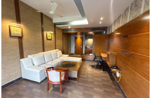 Puri Hotel | Private Beach Hotel Golden Palace with Swimming Pool in Puri