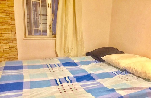 Yau Tsim Mong Apartment | Private Cheap Economic Big Entire Unit in Heart of HK
