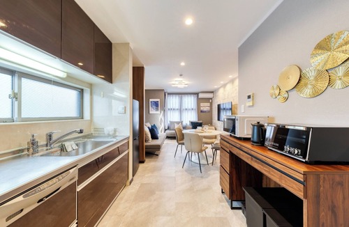 Nishinari House | Private houseithin 1 minute walk from Station with parking spaceWhole house rental - THE LEAVES MON RESORT/Osaka Ōsaka