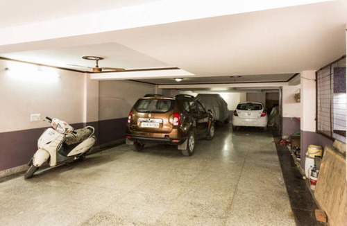 Delhi Resort | Private room ∙ 3 guests