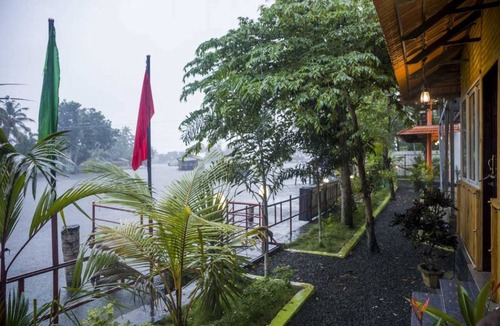 Alappuzha Resort | Private room ∙ 2 guests