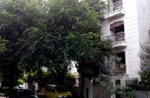 Nizamuddin East Resort | Private room ∙ 2 guests