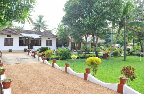Kumarakom Resort | Private room ∙ 2 guests